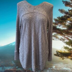 🆕 Loose Fitting Gray V-Neck Sweater